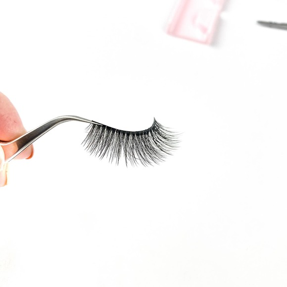 Violet Natural Full & Long Volume False Lashes - Picture 8 of 12